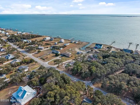 506 Island Road Harkers Island NC 28531
