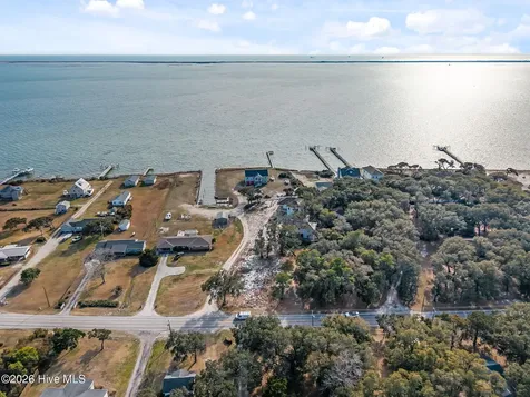 506 Island Road Harkers Island NC 28531
