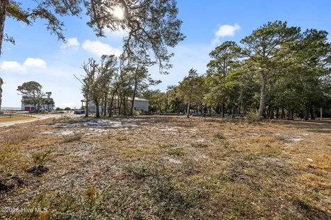 506 Island Road Harkers Island NC 28531