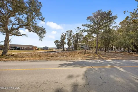 506 Island Road Harkers Island NC 28531