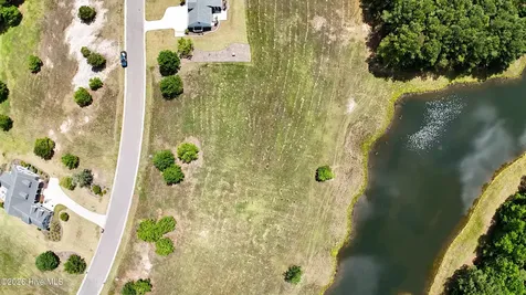 172 Cedar Point Drive Wallace NC 28466