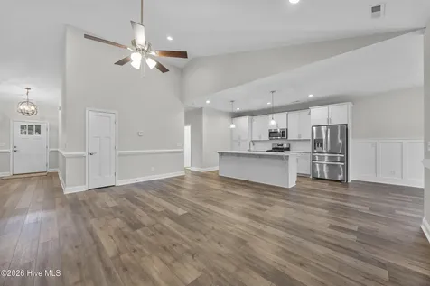 4229 Saltworks Lane Castle Hayne NC 28429
