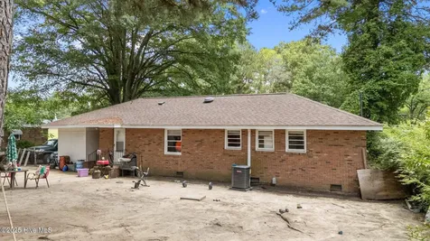 1832 Blandwood Drive Rocky Mount NC 27801