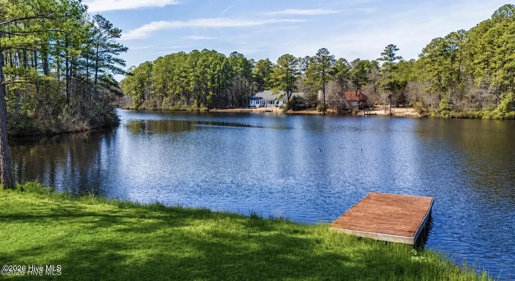 305 Lakewood Drive Aberdeen NC 28315