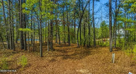 305 Lakewood Drive Aberdeen NC 28315