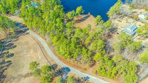 305 Lakewood Drive Aberdeen NC 28315