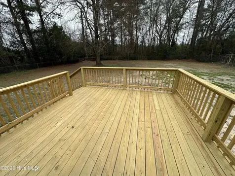 11140 Barnes Bridge Road Laurinburg NC 28352