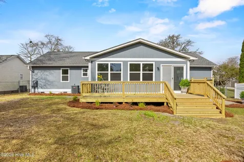 322 NE 57th Street Oak Island NC 28465