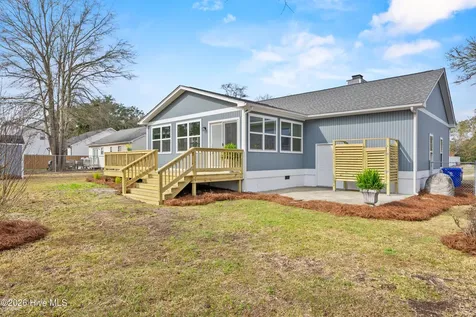 322 NE 57th Street Oak Island NC 28465