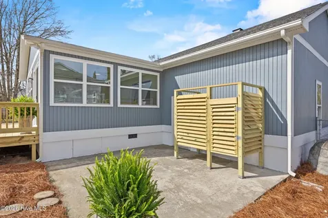322 NE 57th Street Oak Island NC 28465