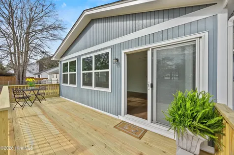 322 NE 57th Street Oak Island NC 28465