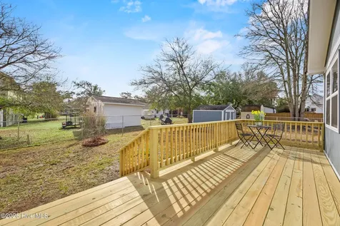 322 NE 57th Street Oak Island NC 28465