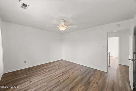 40 Donnell Avenue Havelock NC 28532