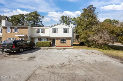 40 Donnell Avenue Havelock NC 28532