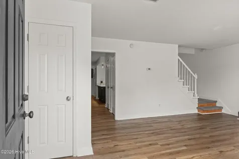 40 Donnell Avenue Havelock NC 28532