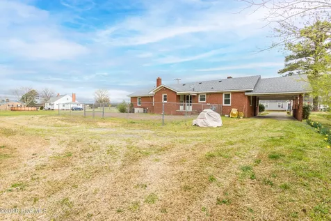 1612 Doolittle Mill Road Conway NC 27820