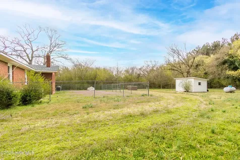 1612 Doolittle Mill Road Conway NC 27820