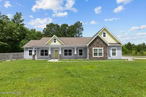 105 Nautical Wave Road Hubert NC 28539