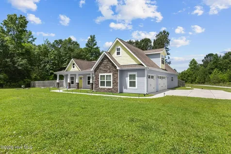 105 Nautical Wave Road Hubert NC 28539
