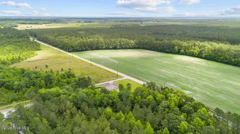 105 Nautical Wave Road Hubert NC 28539