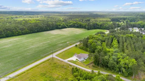 105 Nautical Wave Road Hubert NC 28539