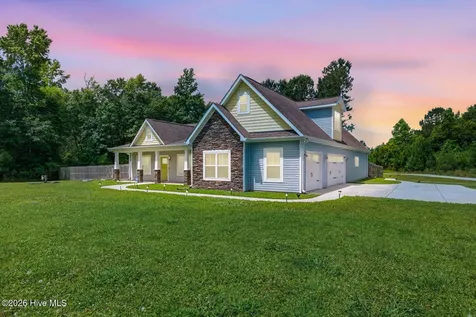 105 Nautical Wave Road Hubert NC 28539