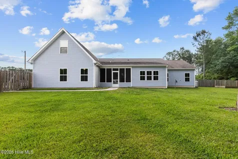 105 Nautical Wave Road Hubert NC 28539