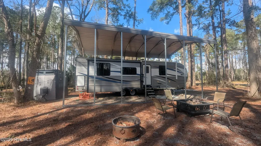 1540 Upper Neck Road Bayboro NC 28515