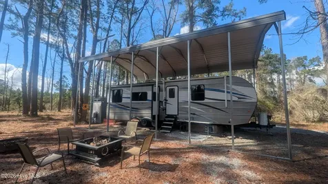 1540 Upper Neck Road Bayboro NC 28515