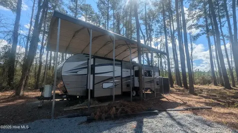 1540 Upper Neck Road Bayboro NC 28515