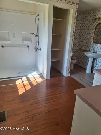 1217 Forest Drive Whiteville NC 28472