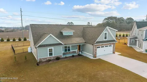 655 Norberry Drive Winterville NC 28590