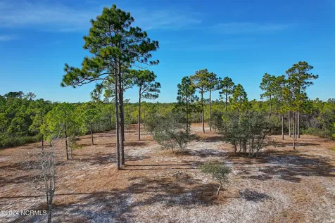 2696 Yellow Poplar Path Southport NC 28461