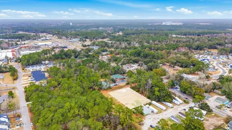 1228 N Lord Street Southport NC 28461
