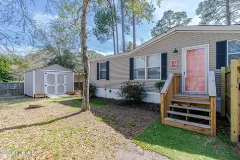 254 NE 69th Street Oak Island NC 28465
