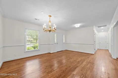 809 Greenbriar Road Kinston NC 28501
