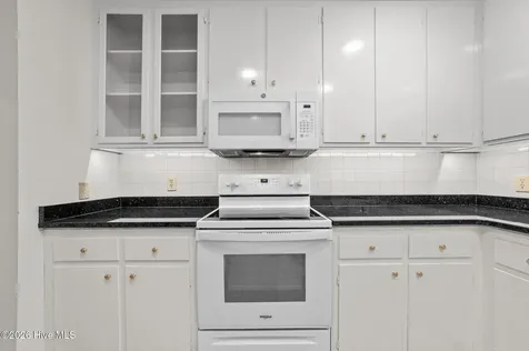 809 Greenbriar Road Kinston NC 28501