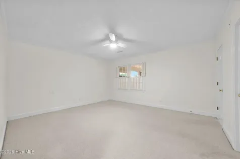 809 Greenbriar Road Kinston NC 28501