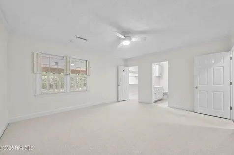 809 Greenbriar Road Kinston NC 28501
