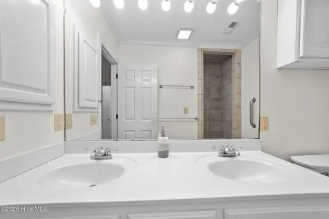 809 Greenbriar Road Kinston NC 28501