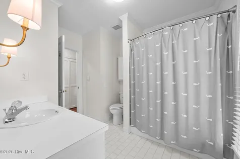 809 Greenbriar Road Kinston NC 28501