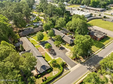 809 Greenbriar Road Kinston NC 28501