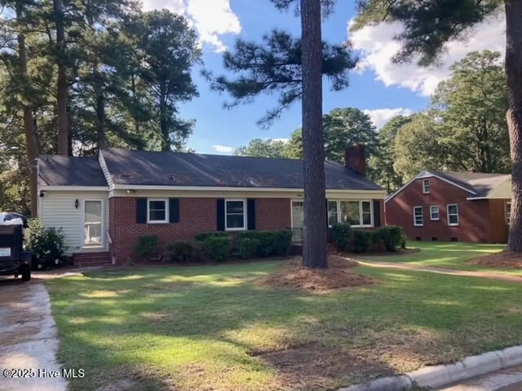 3915 Mcwhorter Street Bethel NC 27812