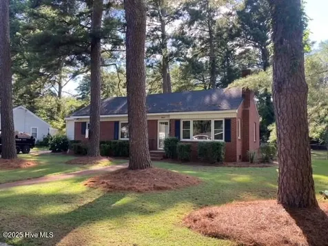 3915 Mcwhorter Street Bethel NC 27812