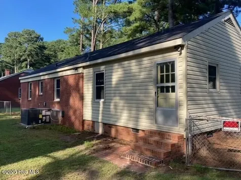 3915 Mcwhorter Street Bethel NC 27812