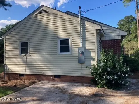 3915 Mcwhorter Street Bethel NC 27812