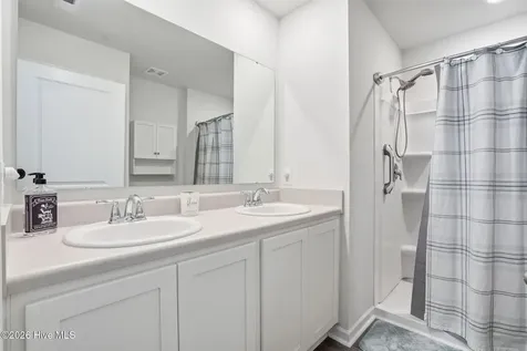 1804 Willowtree Court SE Bolivia NC 28422