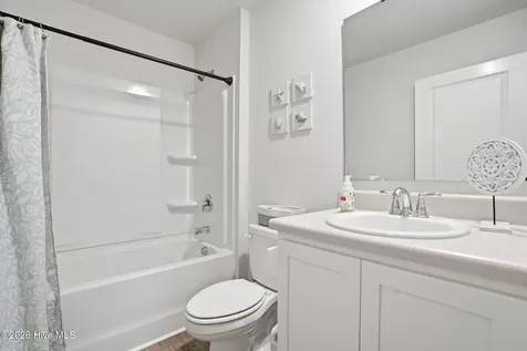 1804 Willowtree Court SE Bolivia NC 28422