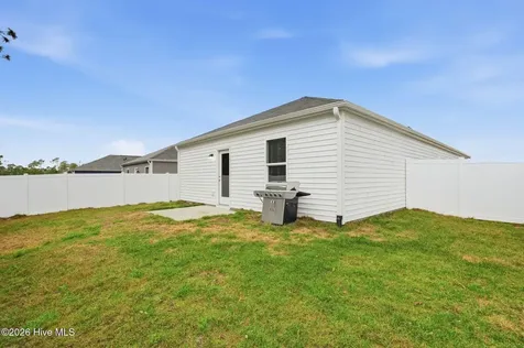 1804 Willowtree Court SE Bolivia NC 28422