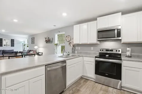 1804 Willowtree Court SE Bolivia NC 28422